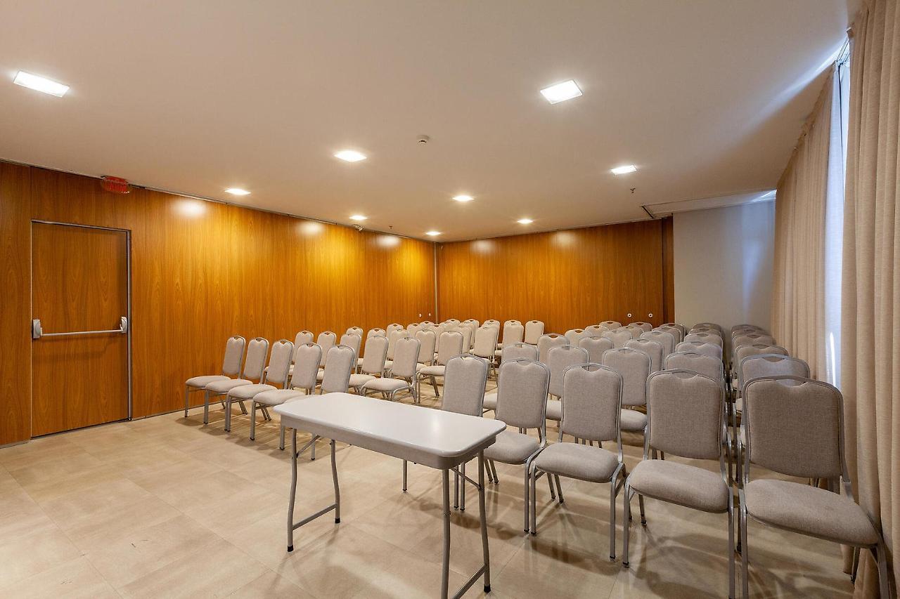 Tri Hotel Executive Brusque Ngoại thất bức ảnh