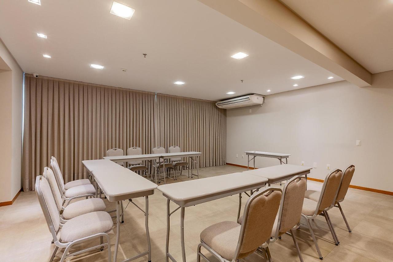 Tri Hotel Executive Brusque Ngoại thất bức ảnh