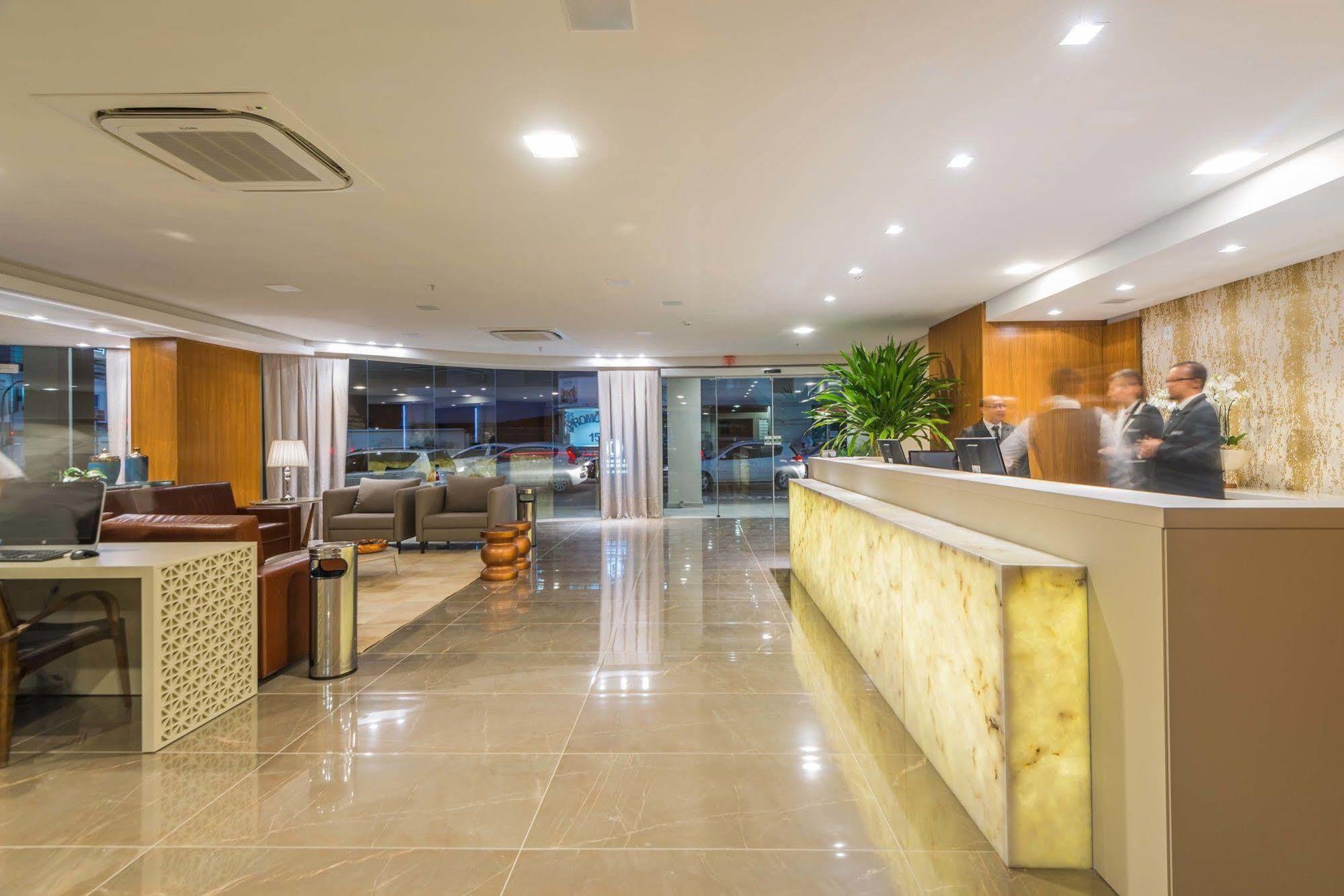 Tri Hotel Executive Brusque Ngoại thất bức ảnh