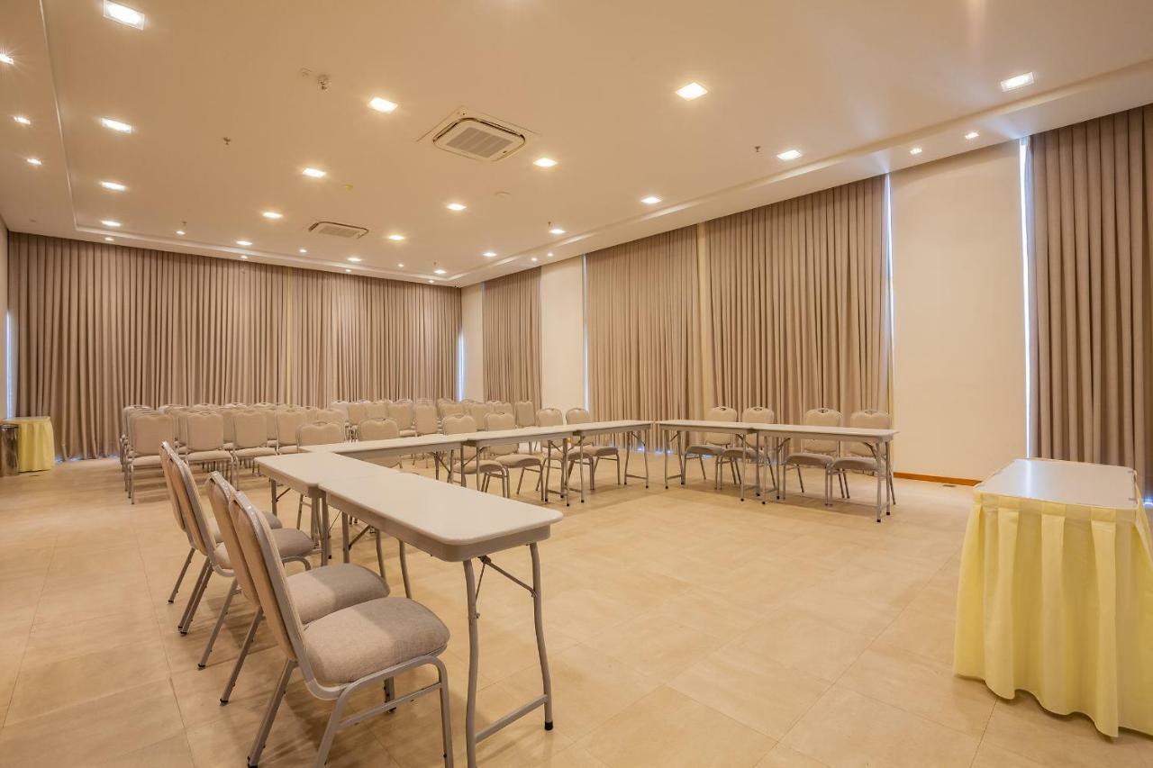 Tri Hotel Executive Brusque Ngoại thất bức ảnh